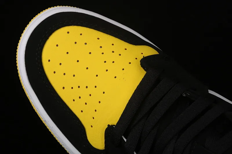 All categories Air Jordan Jordan series basketball shoes Air Jordan 1 Mid Air Jordan 1 Mid SE "Yellow Toe" AJ1 Joe 1 mid-top series basketball shoes 852542-071